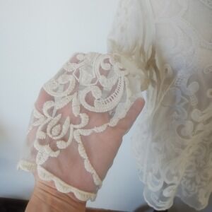 Express Embroidered Sheer Top Women's Medium Cream Boho Romantic Coquette